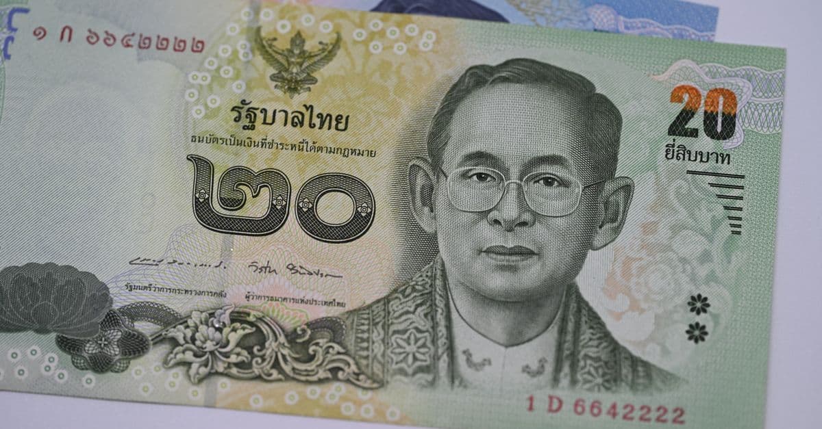 Money & Currency Exchange at Suvarnabhumi Airport (2026)